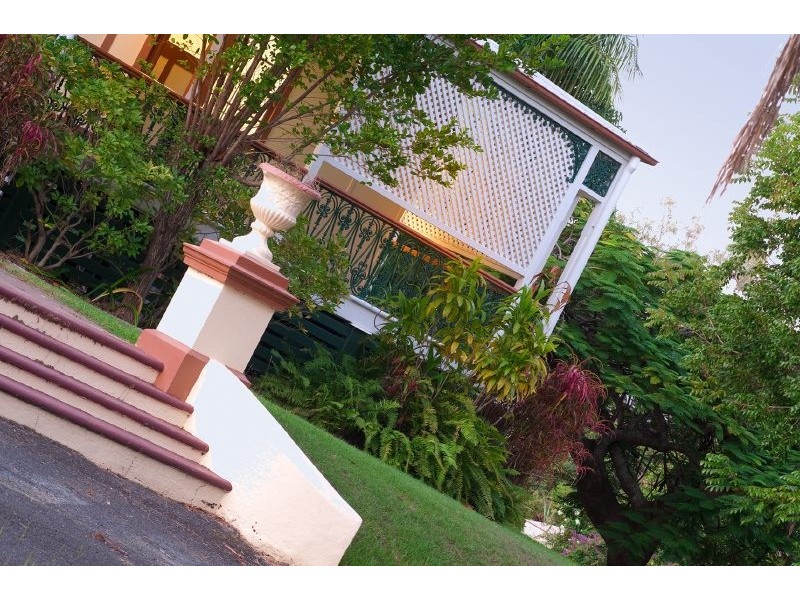 74 Ward Street, The Range QLD 4700