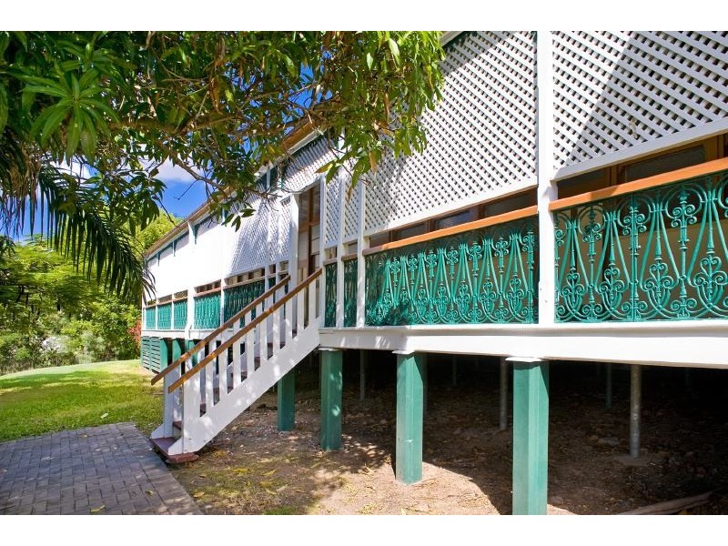 74 Ward Street, The Range QLD 4700