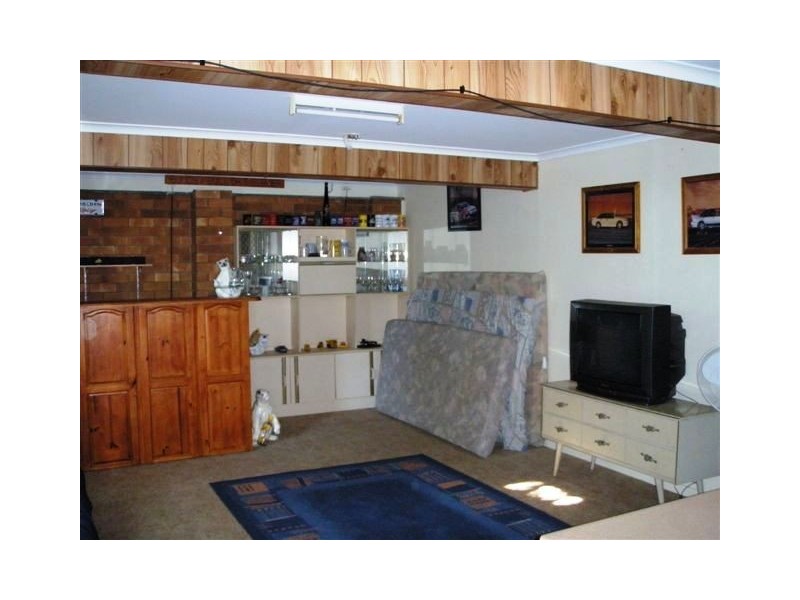 291 Mills Avenue, Frenchville QLD 4701