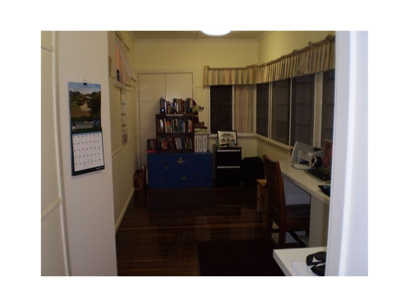 32 Naughton Street, Wandal QLD 4700