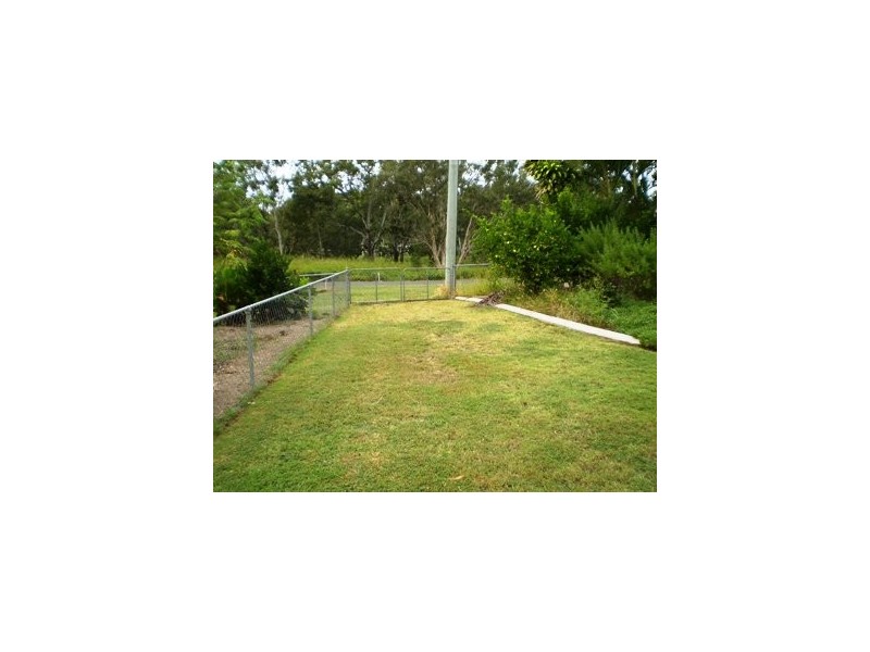 48 Bean Avenue, Parkhurst QLD 4702