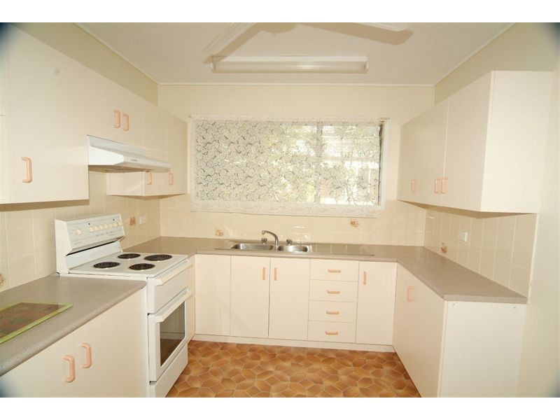 42 Wilkinson Street, Wandal QLD 4700