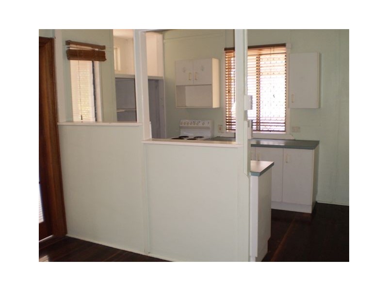 98 Rundle Street, Wandal QLD 4700