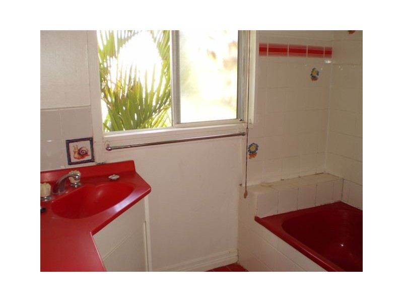 98 Rundle Street, Wandal QLD 4700