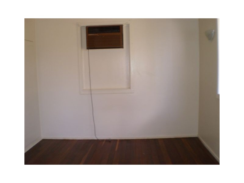 98 Rundle Street, Wandal QLD 4700