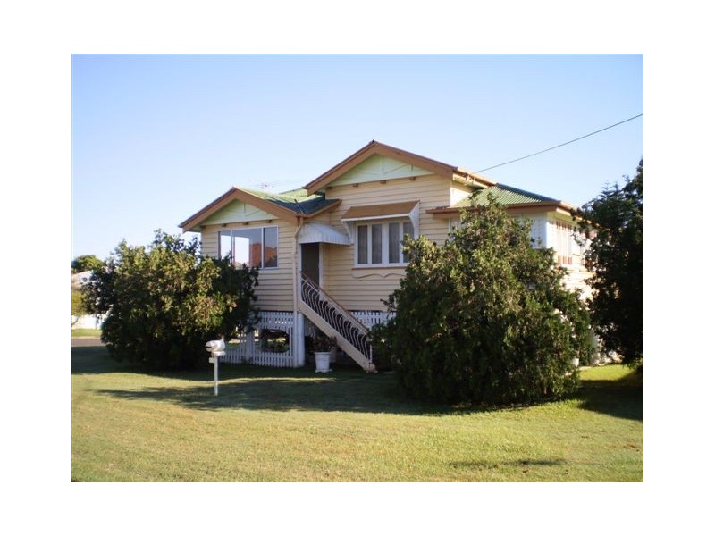 30 Mansfield Street, Wandal QLD 4700