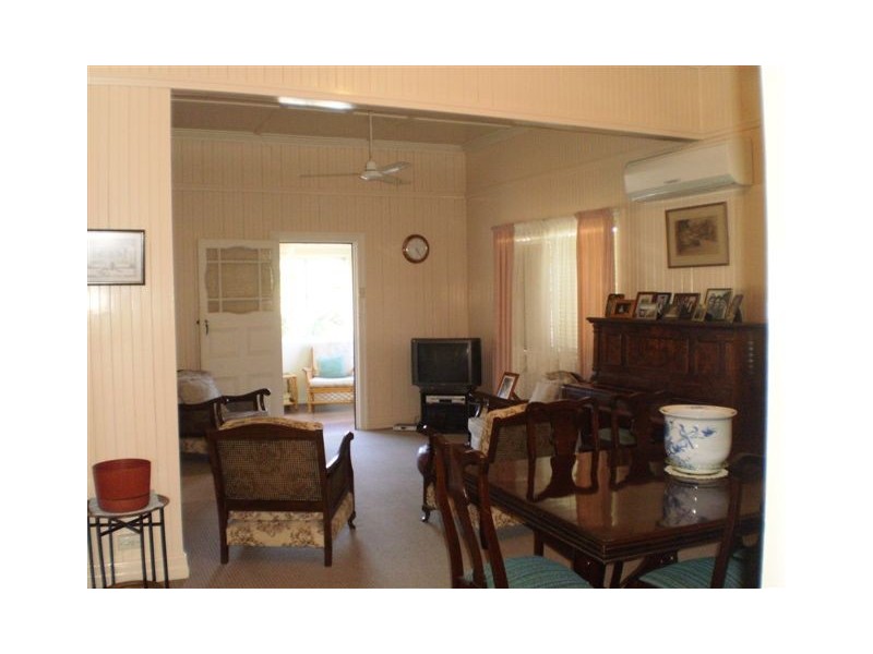 30 Mansfield Street, Wandal QLD 4700