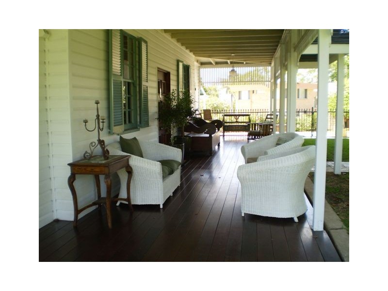 62 Agnes Street, The Range QLD 4700