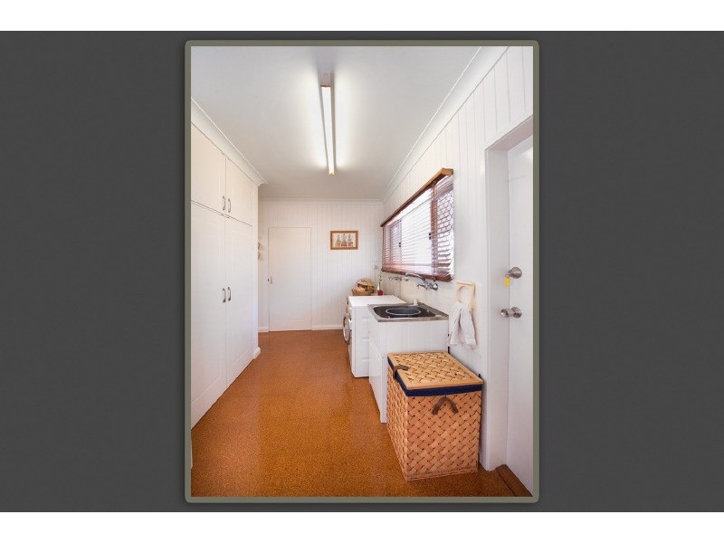 16 King Street, The Range QLD 4700