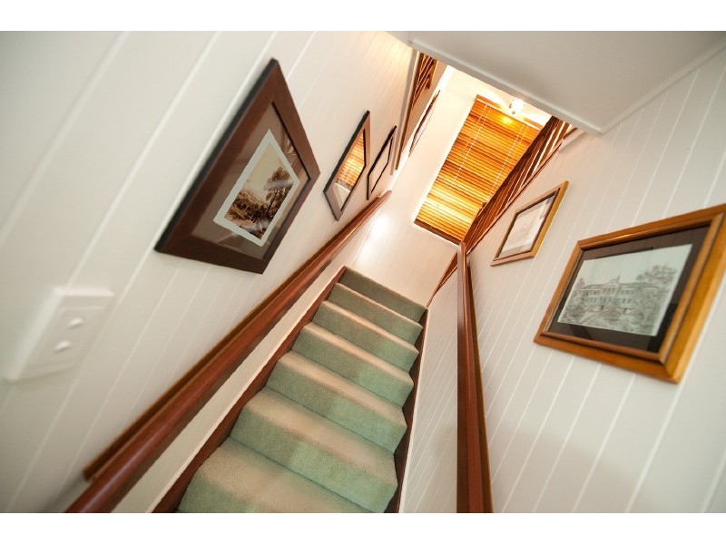16 King Street, The Range QLD 4700