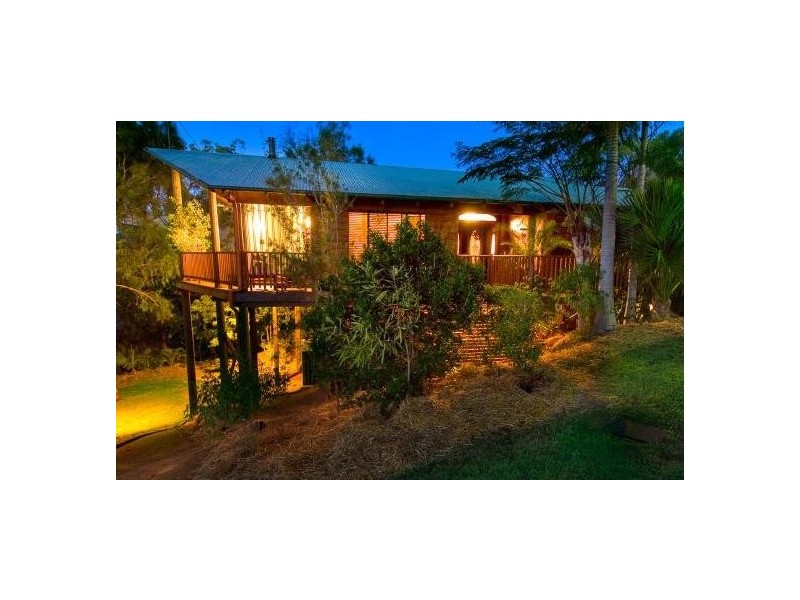 3 Bray Gray Place, Frenchville QLD 4701