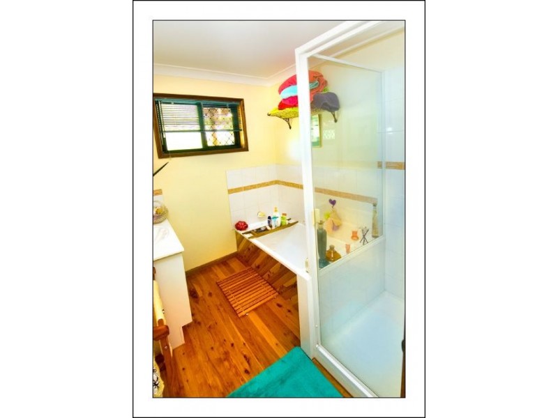 3 Bray Gray Place, Frenchville QLD 4701