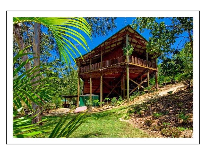 3 Bray Gray Place, Frenchville QLD 4701