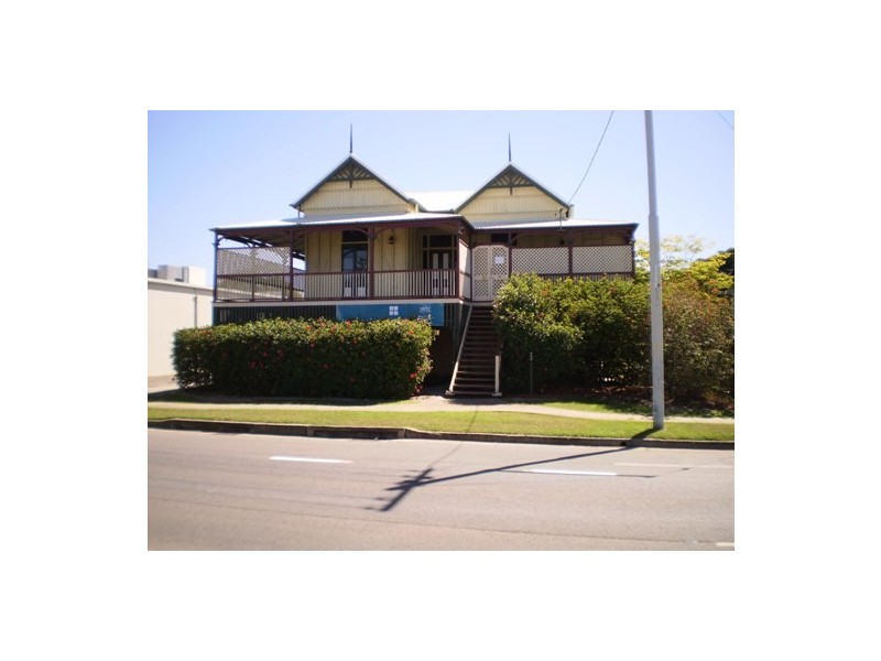 18 Albert Street, Rockhampton QLD 4700