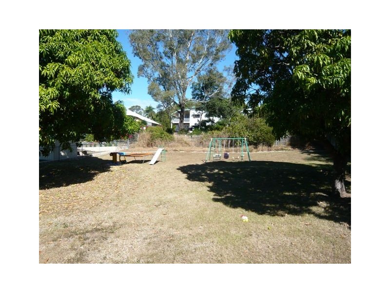 22 West Street, The Range QLD 4700