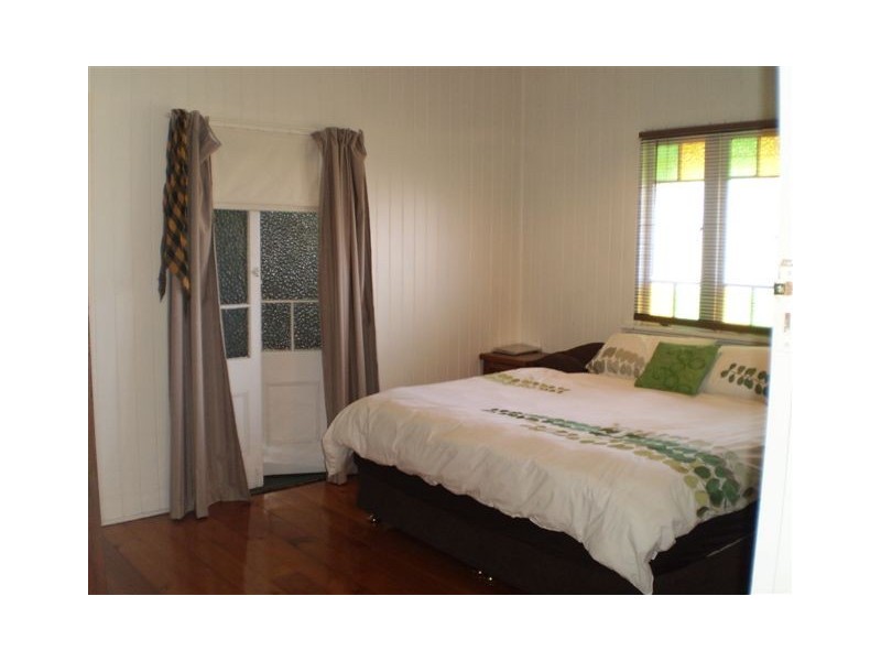 10 Livermore Street, Wandal QLD 4700