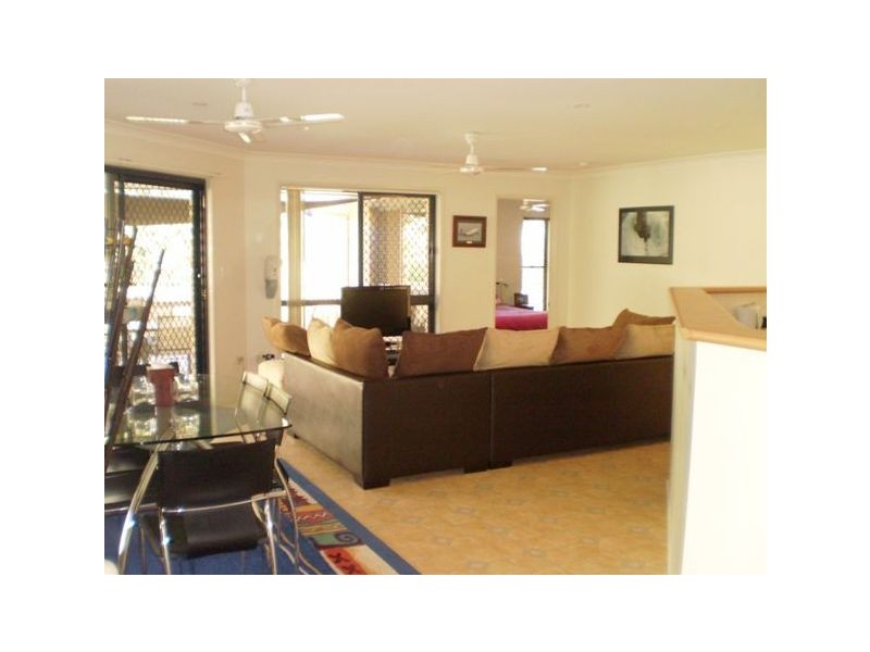 6 Magnolia Court, Frenchville QLD 4701