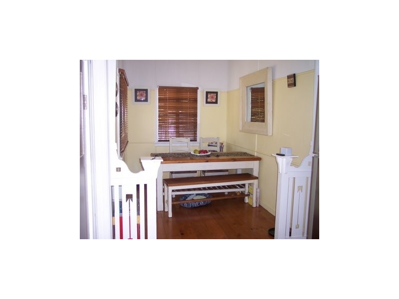 94 Berserker Street, Berserker QLD 4701