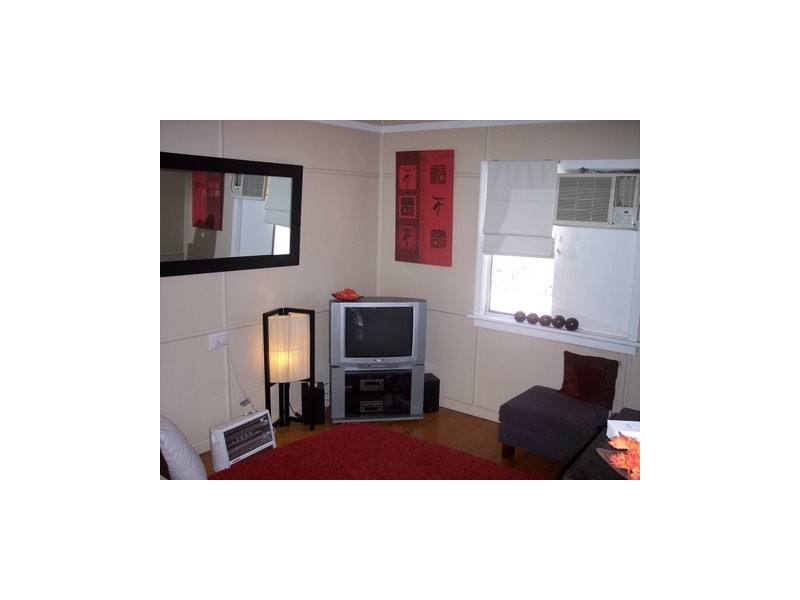 94 Berserker Street, Berserker QLD 4701