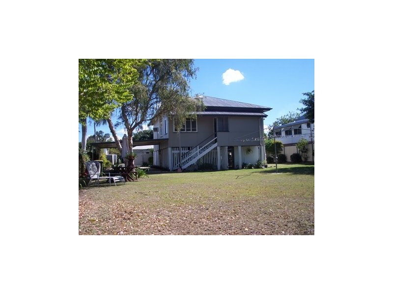 94 Berserker Street, Berserker QLD 4701