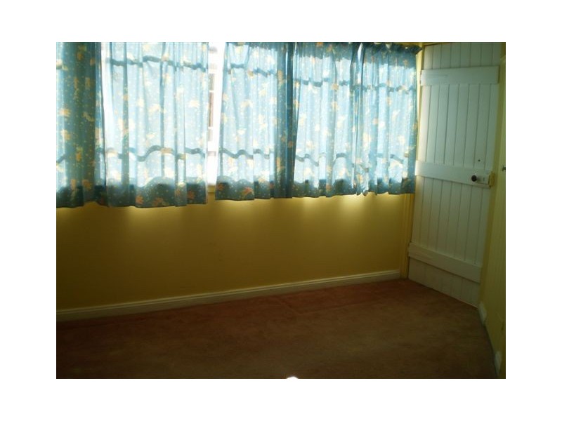 18 Gillespie Street, Wandal QLD 4700