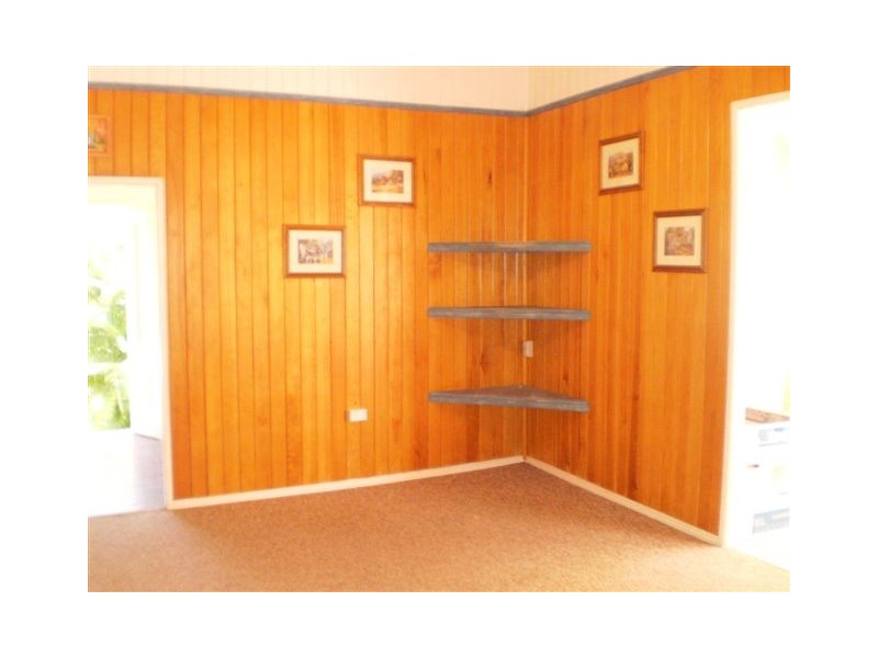 18 Gillespie Street, Wandal QLD 4700