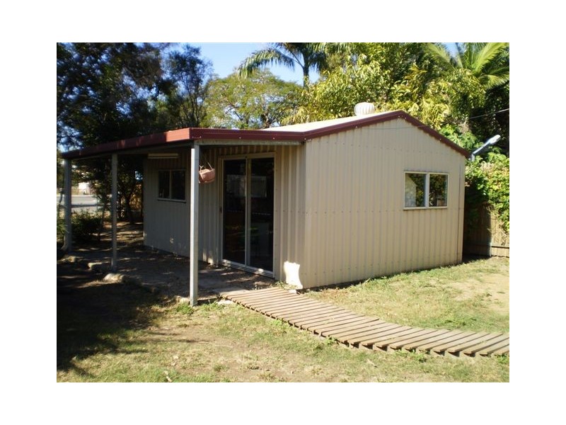 18 Gillespie Street, Wandal QLD 4700