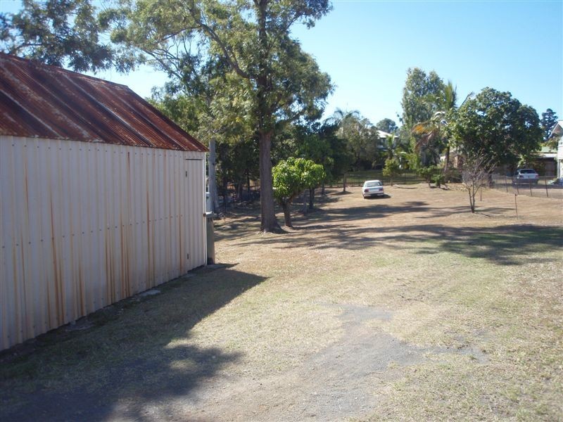 13 Bernard Street, Berserker QLD 4701