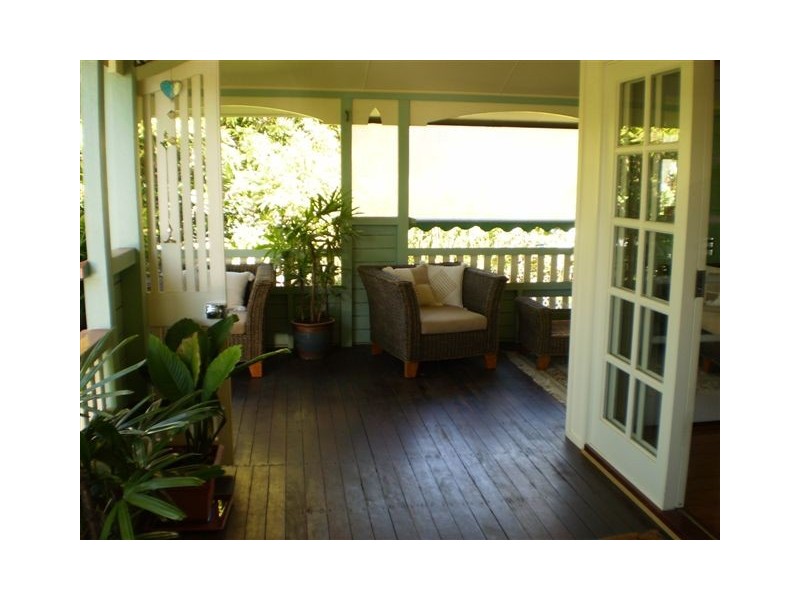 32 Henry Street, The Range QLD 4700