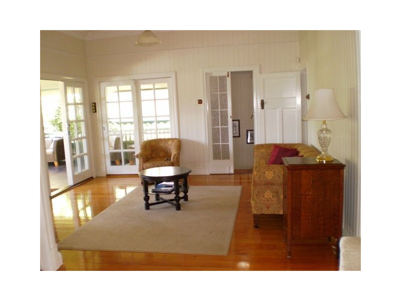 32 Henry Street, The Range QLD 4700