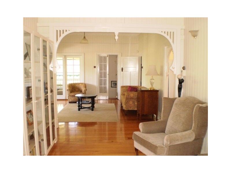 32 Henry Street, The Range QLD 4700