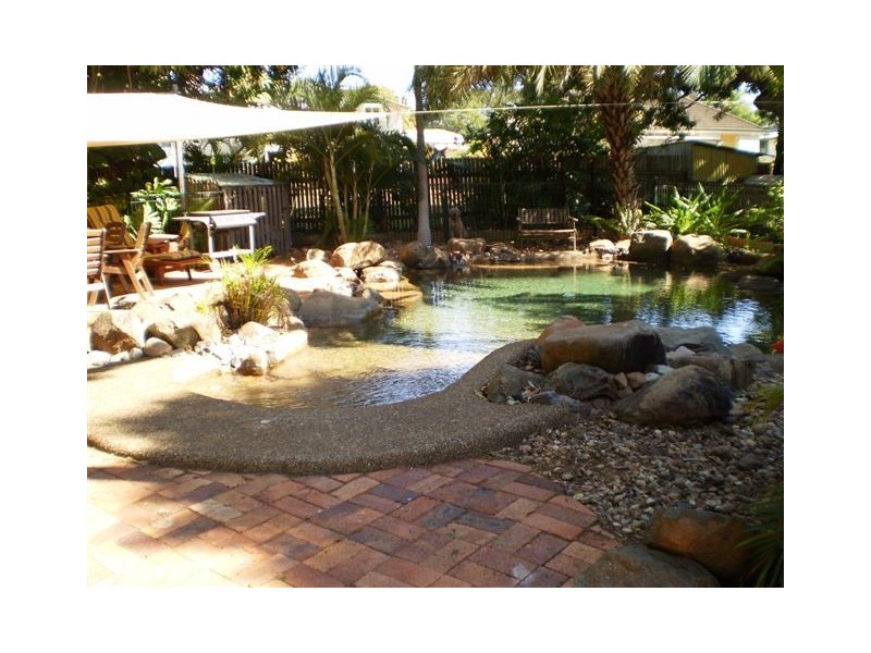 32 Henry Street, The Range QLD 4700