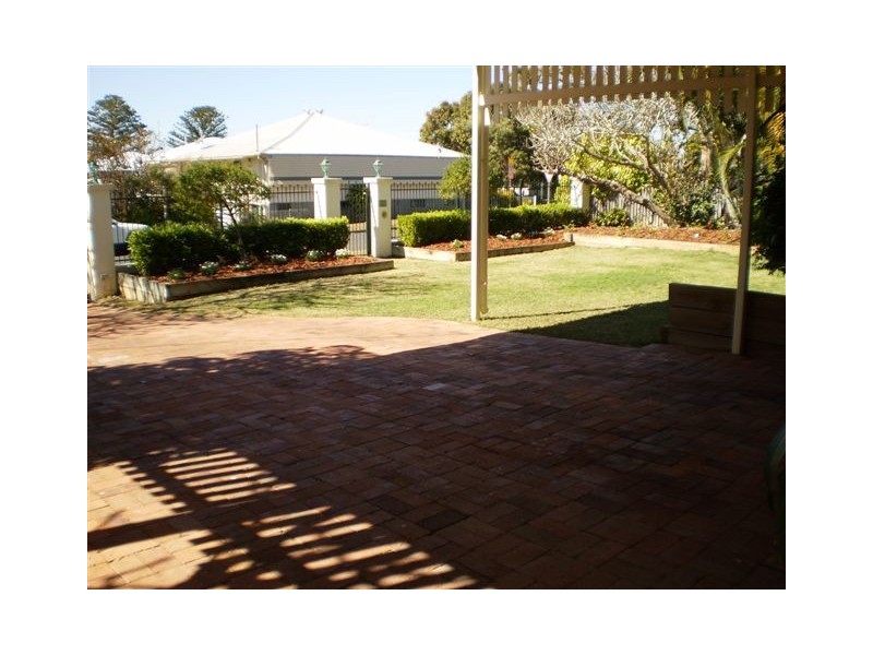 32 Henry Street, The Range QLD 4700