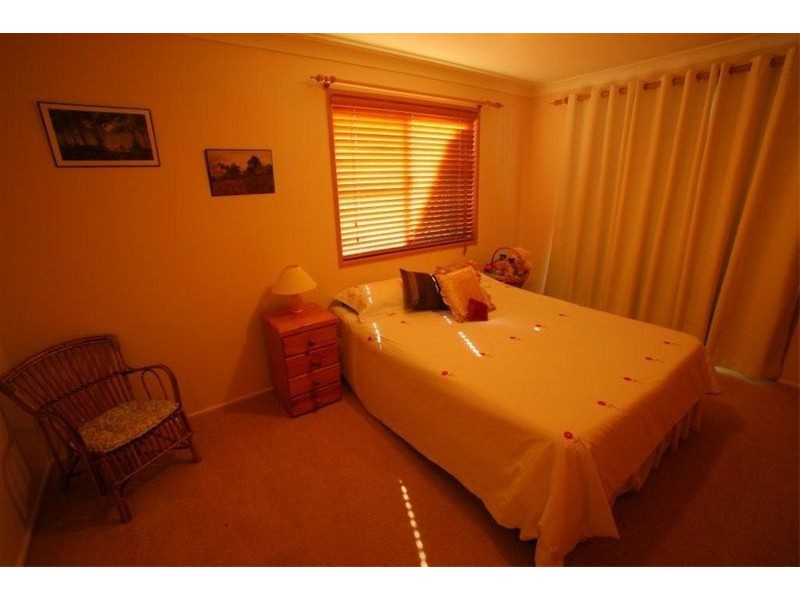 15 Rees Jones Close, Frenchville QLD 4701