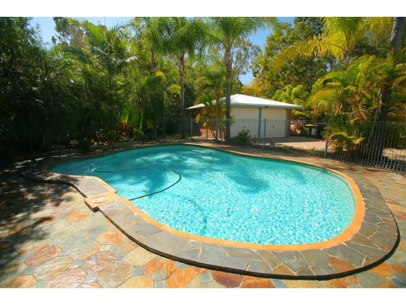 15 Rees Jones Close, Frenchville QLD 4701