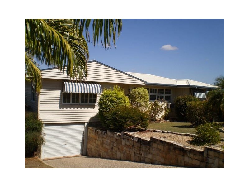 7 Bellevue Terrace, The Range QLD 4700
