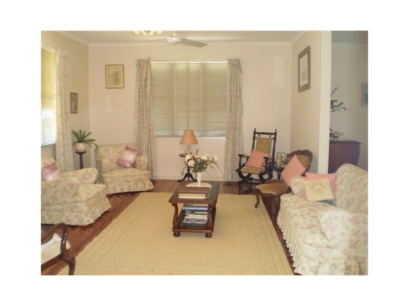 7 Bellevue Terrace, The Range QLD 4700