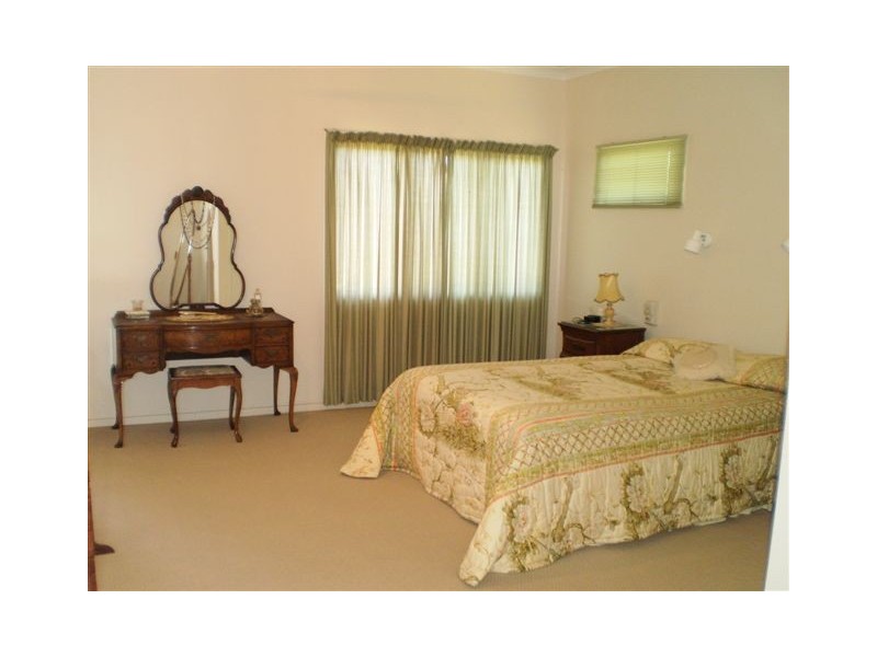 7 Bellevue Terrace, The Range QLD 4700
