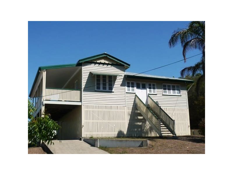 8 Bowen Street, The Range QLD 4700