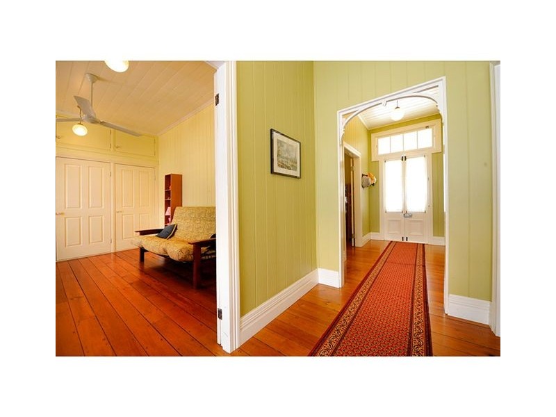 20 Brecknell Street, The Range QLD 4700