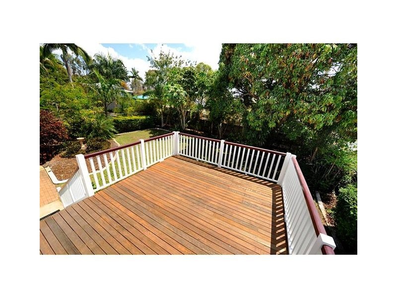 20 Brecknell Street, The Range QLD 4700