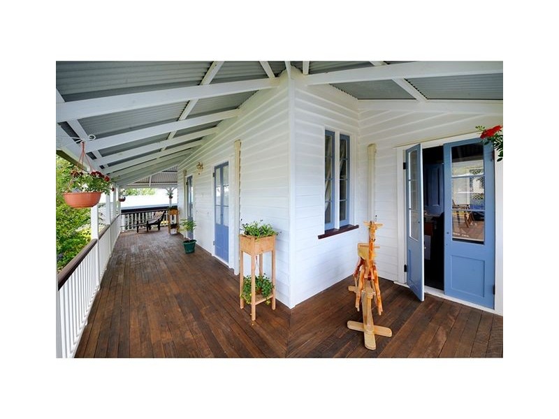 20 Brecknell Street, The Range QLD 4700