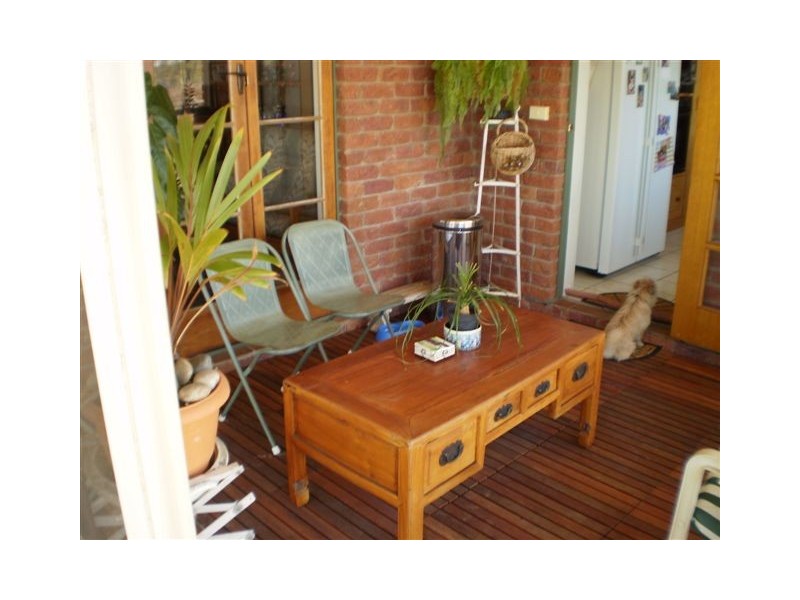 20 Petersen Road, Alton Downs QLD 4702