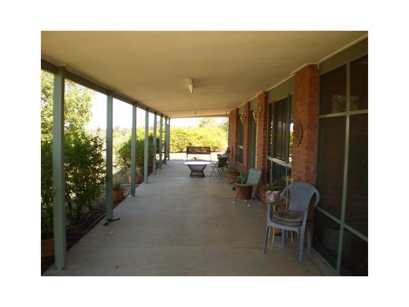 20 Petersen Road, Alton Downs QLD 4702