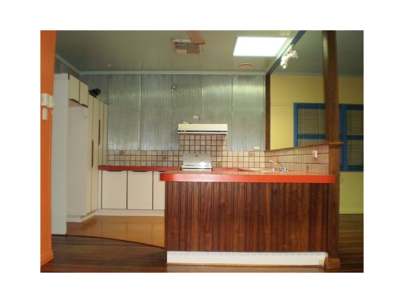 386 Waterloo Street, Frenchville QLD 4701