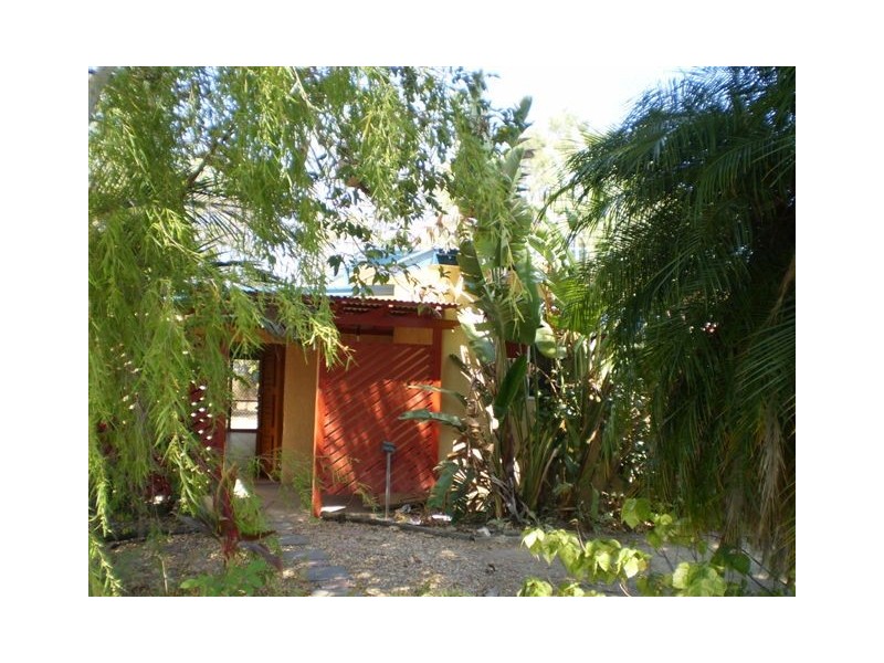 386 Waterloo Street, Frenchville QLD 4701