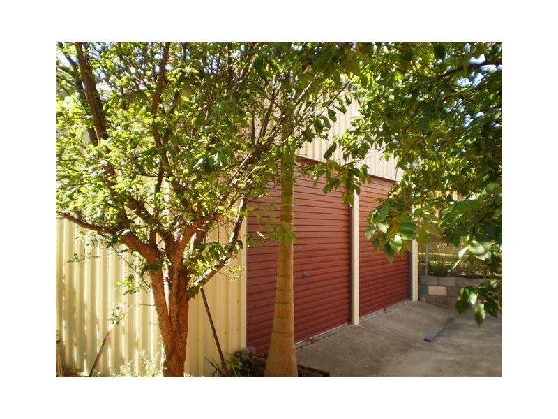 11 Crick Street, Kawana QLD 4701