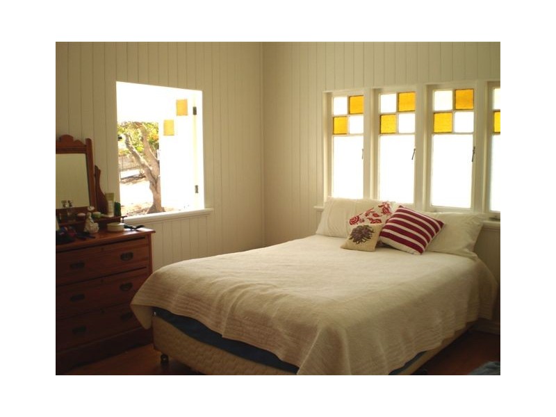 8 Reservoir Street, The Range QLD 4700