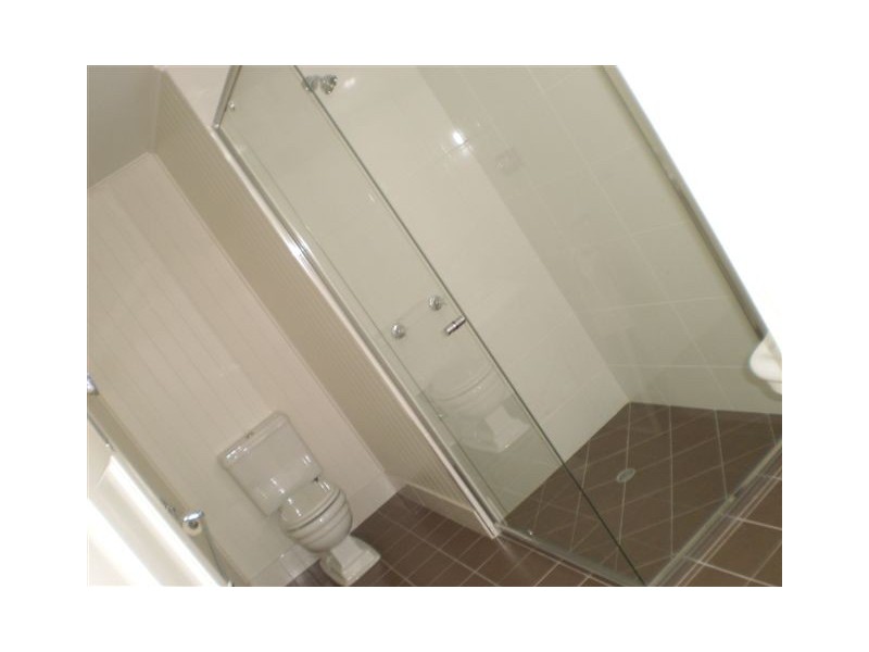 8 Reservoir Street, The Range QLD 4700