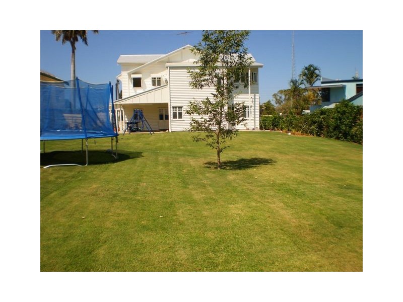 8 Reservoir Street, The Range QLD 4700